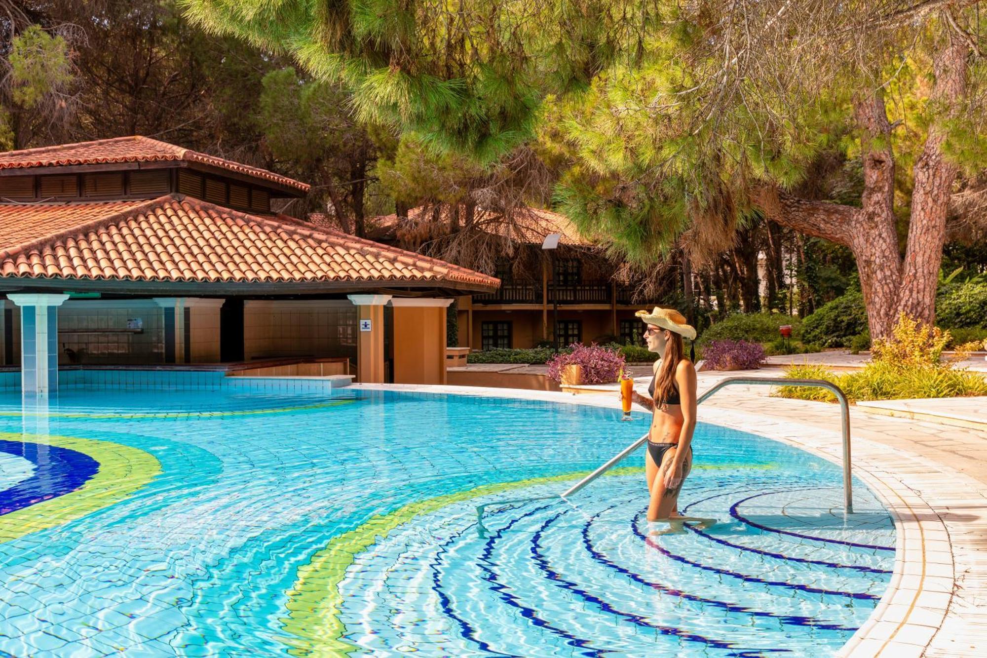 Asteria Family Resort Belek Antalya Exterior foto A swimming pool