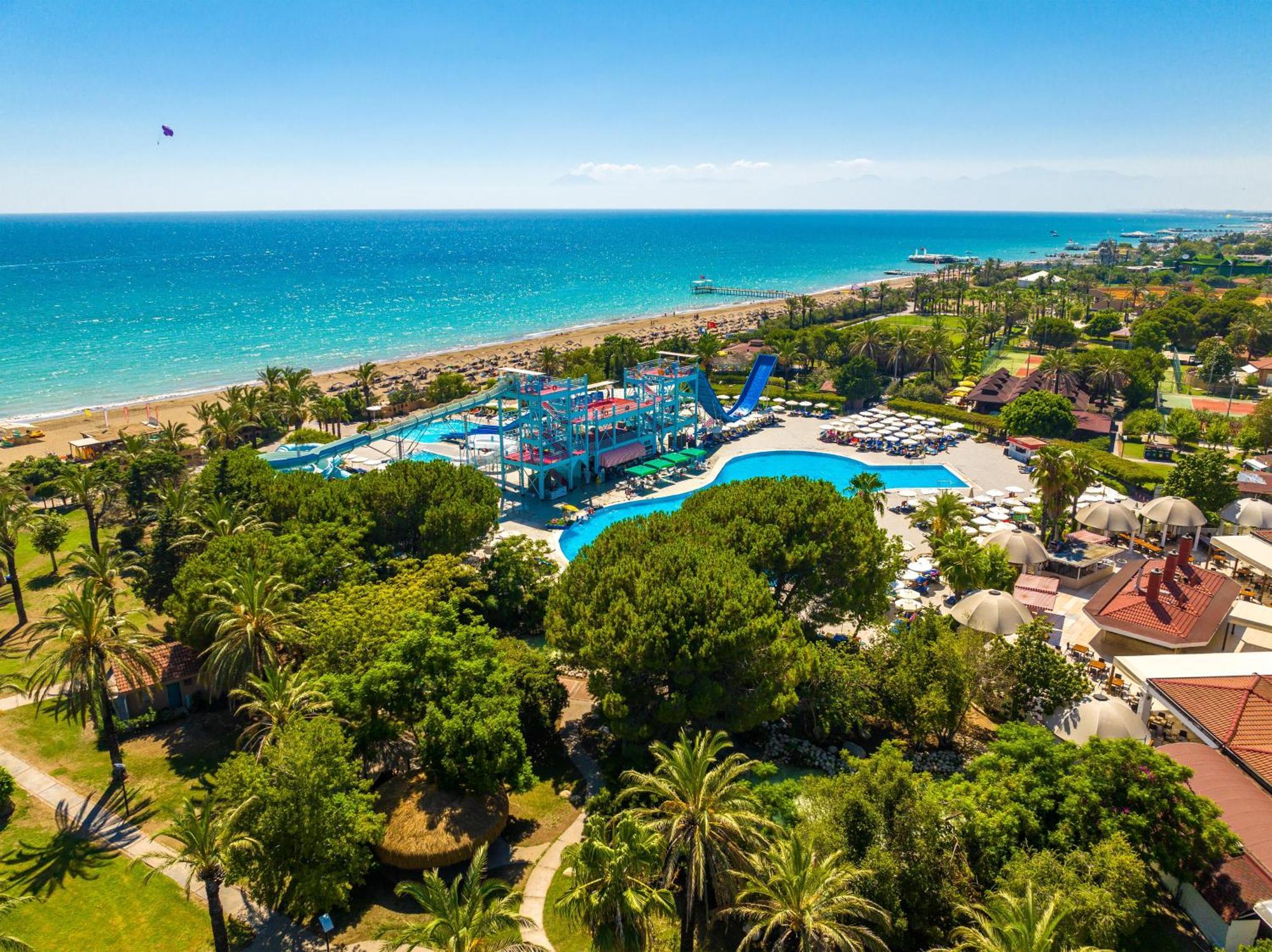 Asteria Family Resort Belek Antalya Exterior foto Aerial view of the resort