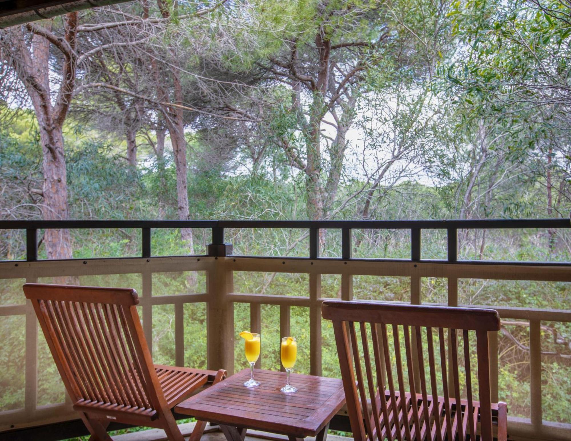Asteria Family Resort Belek Antalya Exterior foto A balcony